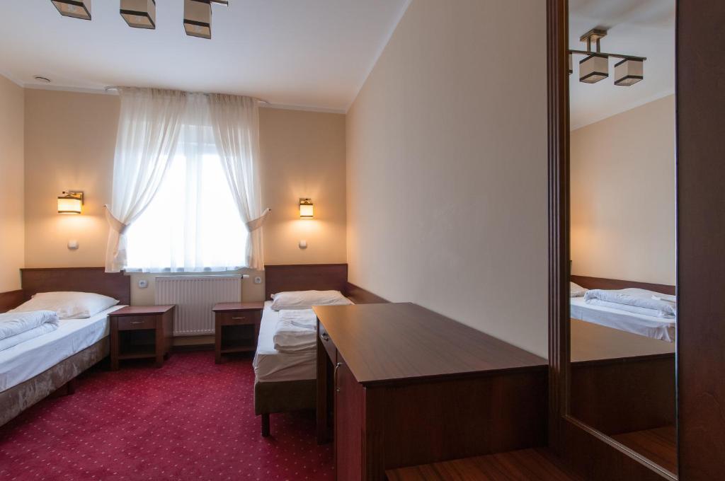 Hotel Grant Leszno  Exterior foto